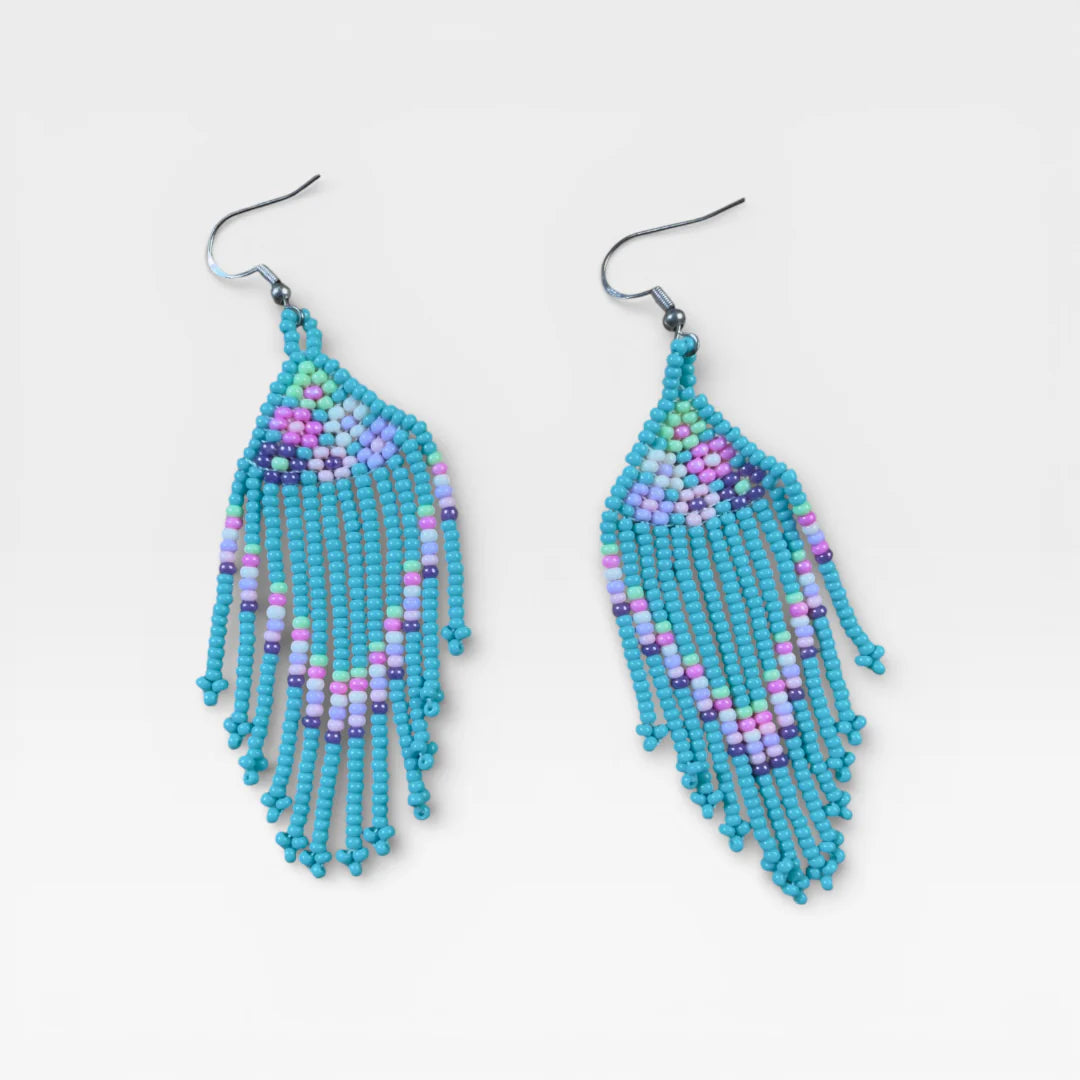Aretes Wixárika de Chaquira Turquesa, Morado y Rosa con Diseño de Rombos