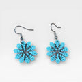 Aretes Wixárika de Chaquira, Diseño Flor Turquesa y Gris Plata de Arte.