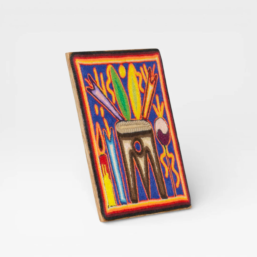 Cuadro de Arte Huichol con Chaquira: Ofrendas Sagradas Azul, Amarillo y Verde