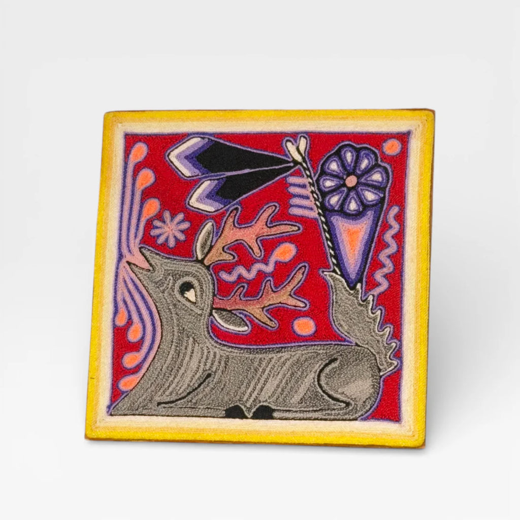 Cuadros Arte Huichol: Venado Chaquira Rojo Amarillo Gris Patrón Simbólico