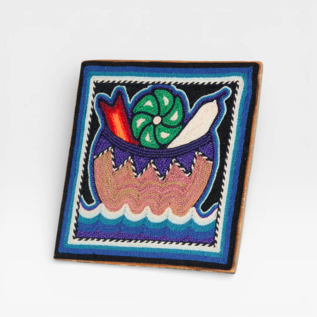 Cuadros Arte Wixárika: Jícara con Ofrendas Azul, Violeta, Verde y Patrón Ondulado