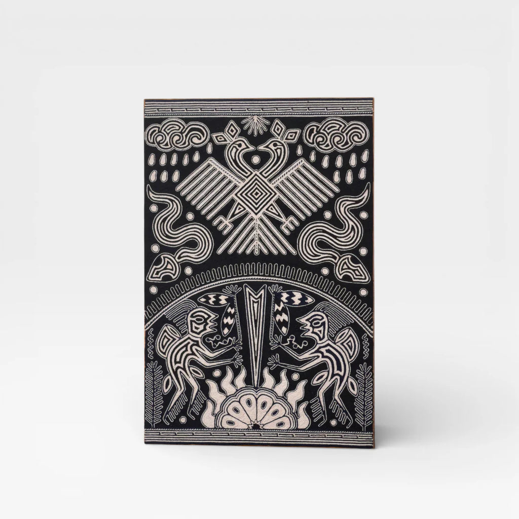 Cuadros Arte Huichol de Chaquira Negro y Crema: Venado, Águila y Shamán Wixárika.