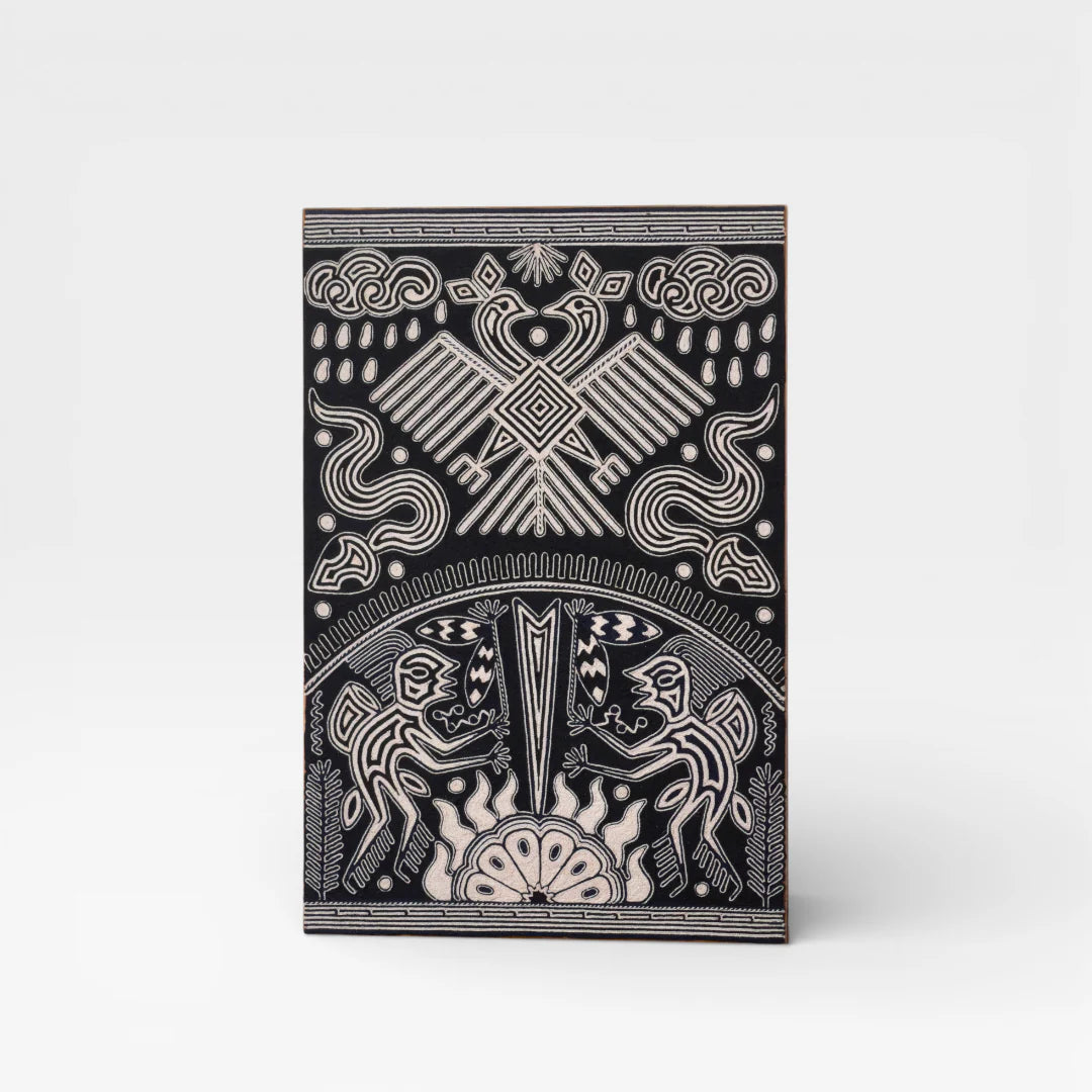 Cuadros Arte Huichol de Chaquira Negro y Crema: Venado, Águila y Shamán Wixárika.