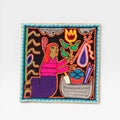 Cuadros Arte Huichol: Mujer Ofrenda, Negro, Rosa y Morado, Patrón Ondulado