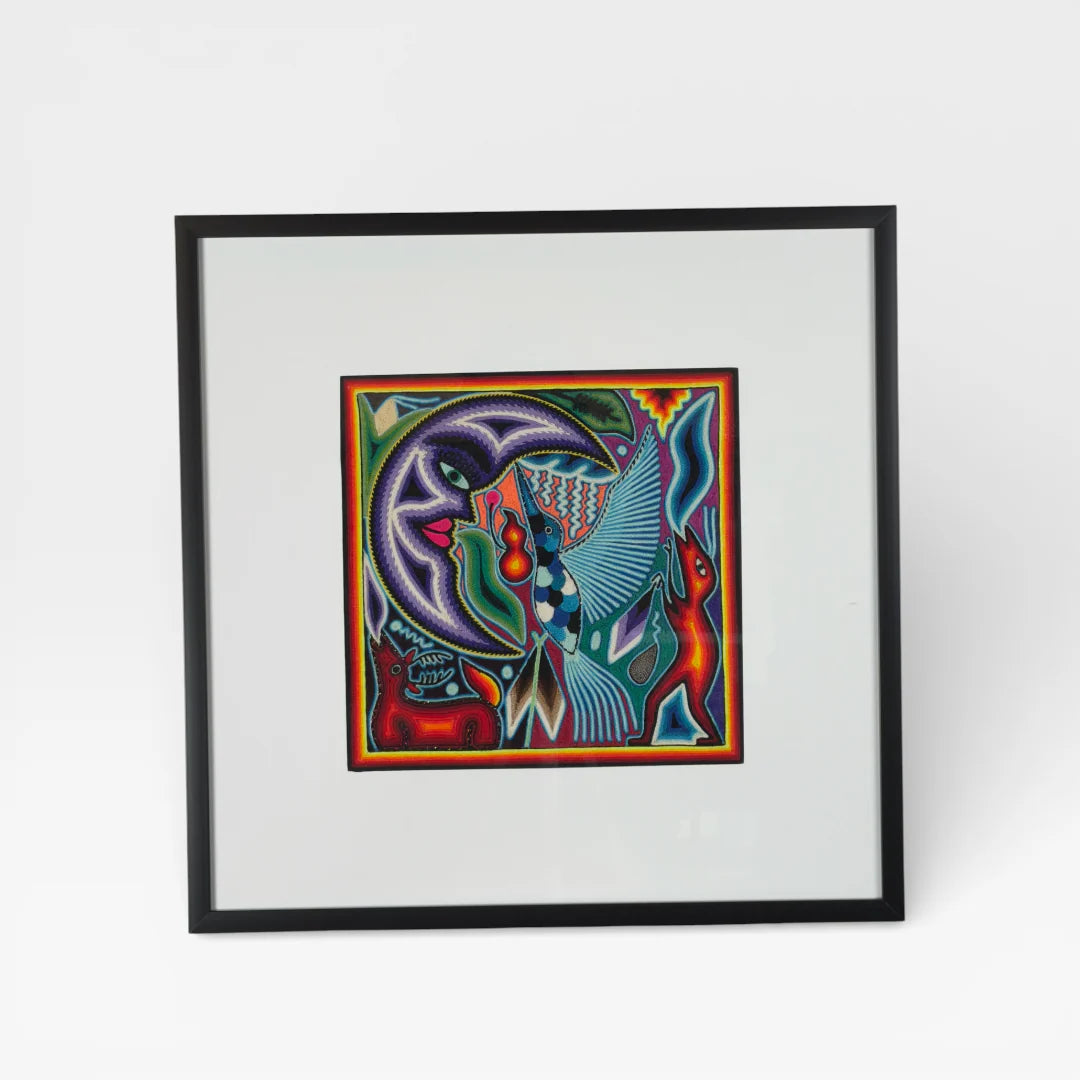 Cuadro de Arte Huichol/Wixárika: Púrpura, Azul y Verde con Patrón Mítico de Chaquira