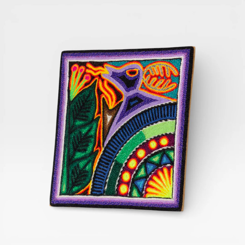 Cuadros Arte Huichol con chaquira: Águila Morada, Verde y Naranja con Patrones Geométricos