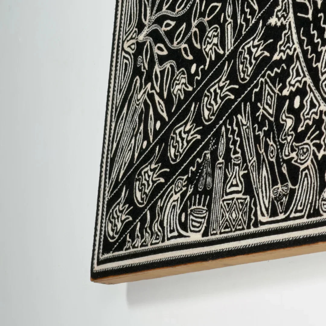 Cuadros Arte Wixárika de Chaquira: Venados y Rituales Ancestrales Blanco y Negro