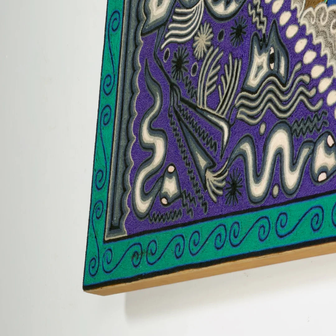 Cuadros Arte Huichol con Chaquira: Águila, Venado y Sol, Diseño Simbólico Azul Rosa Naranja