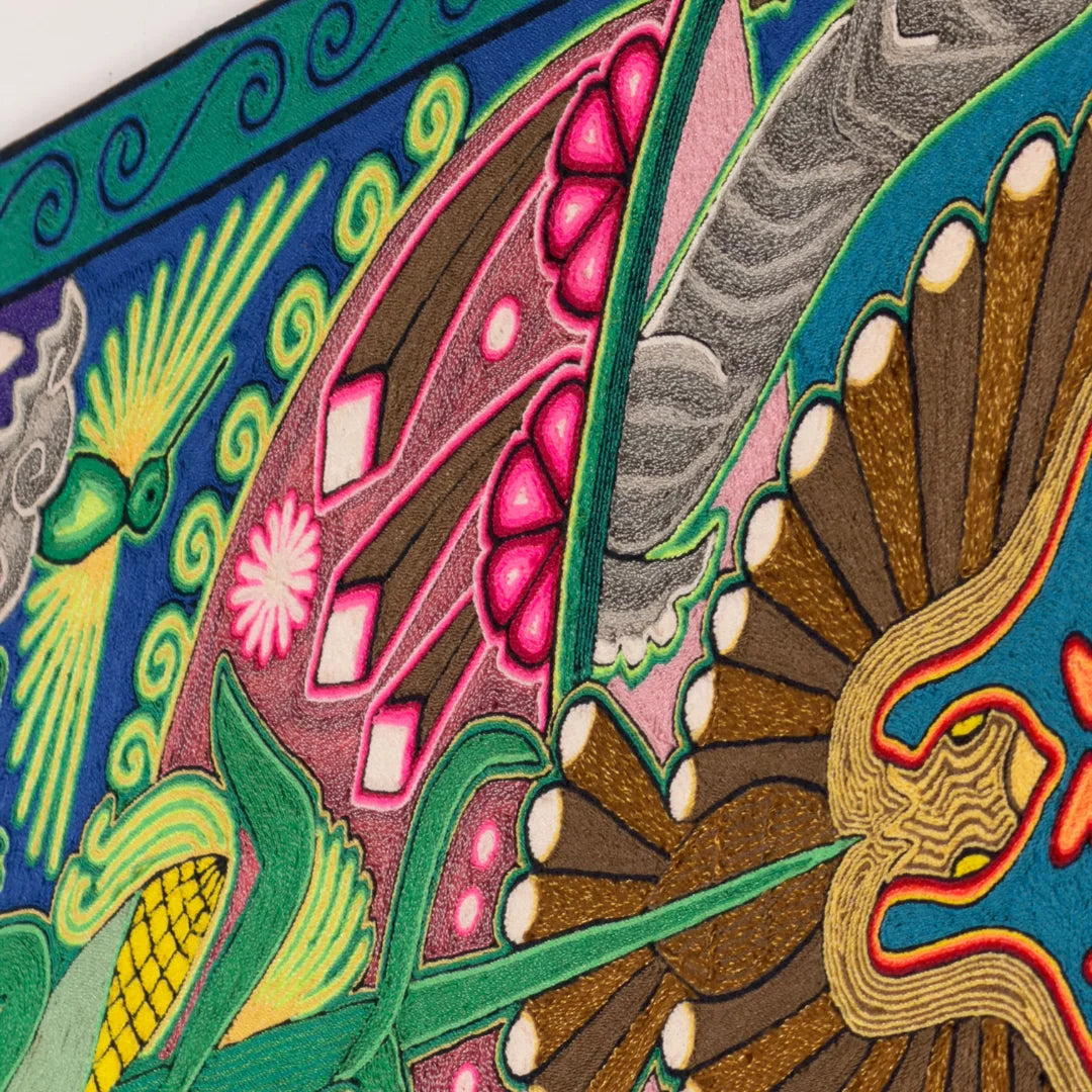 Cuadros Arte Huichol con Chaquira: Águila, Venado y Sol, Diseño Simbólico Azul Rosa Naranja