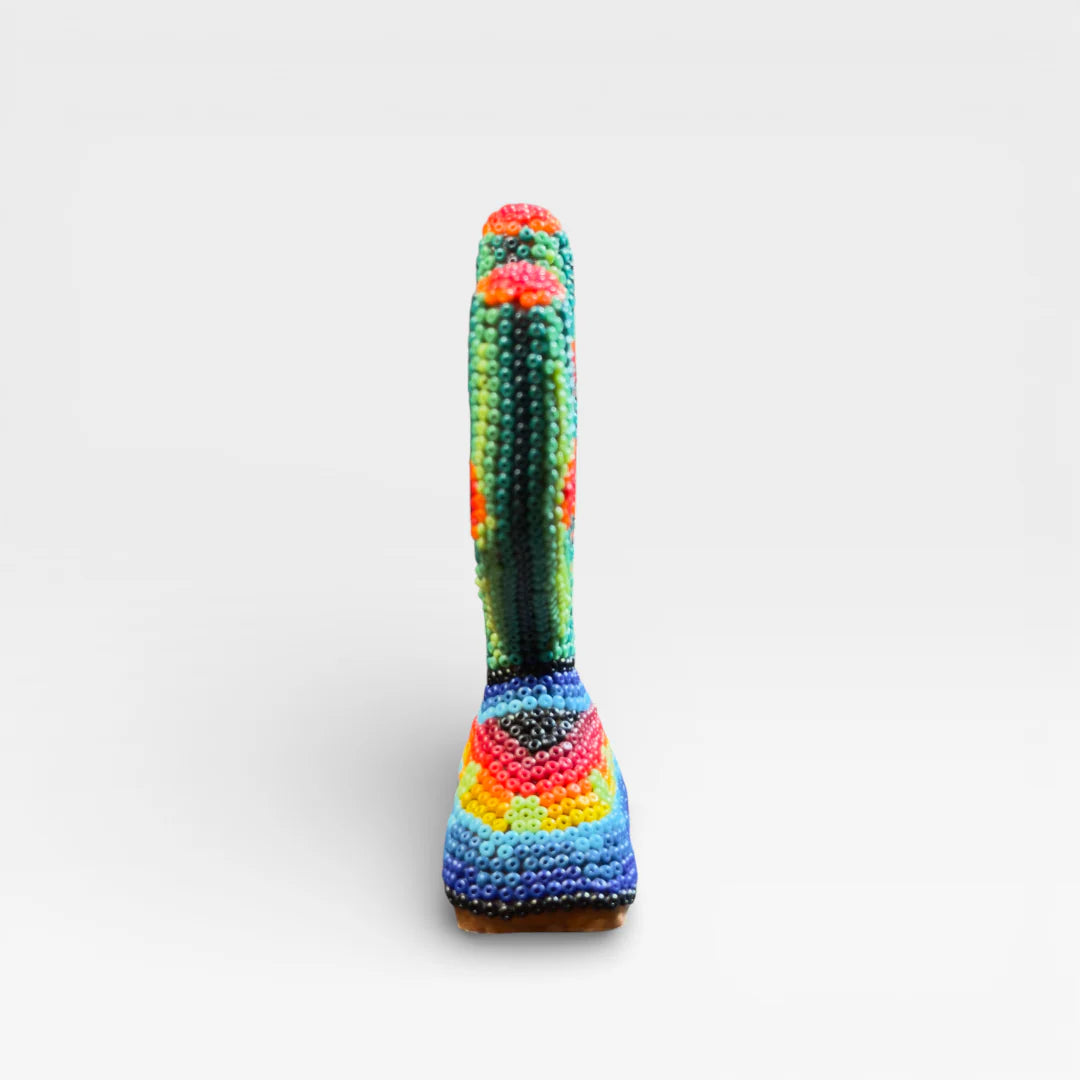 Figura de Chaquira Huichol: Cactus Verde, Naranja y Azul, Patrón de Puntos y Franjas