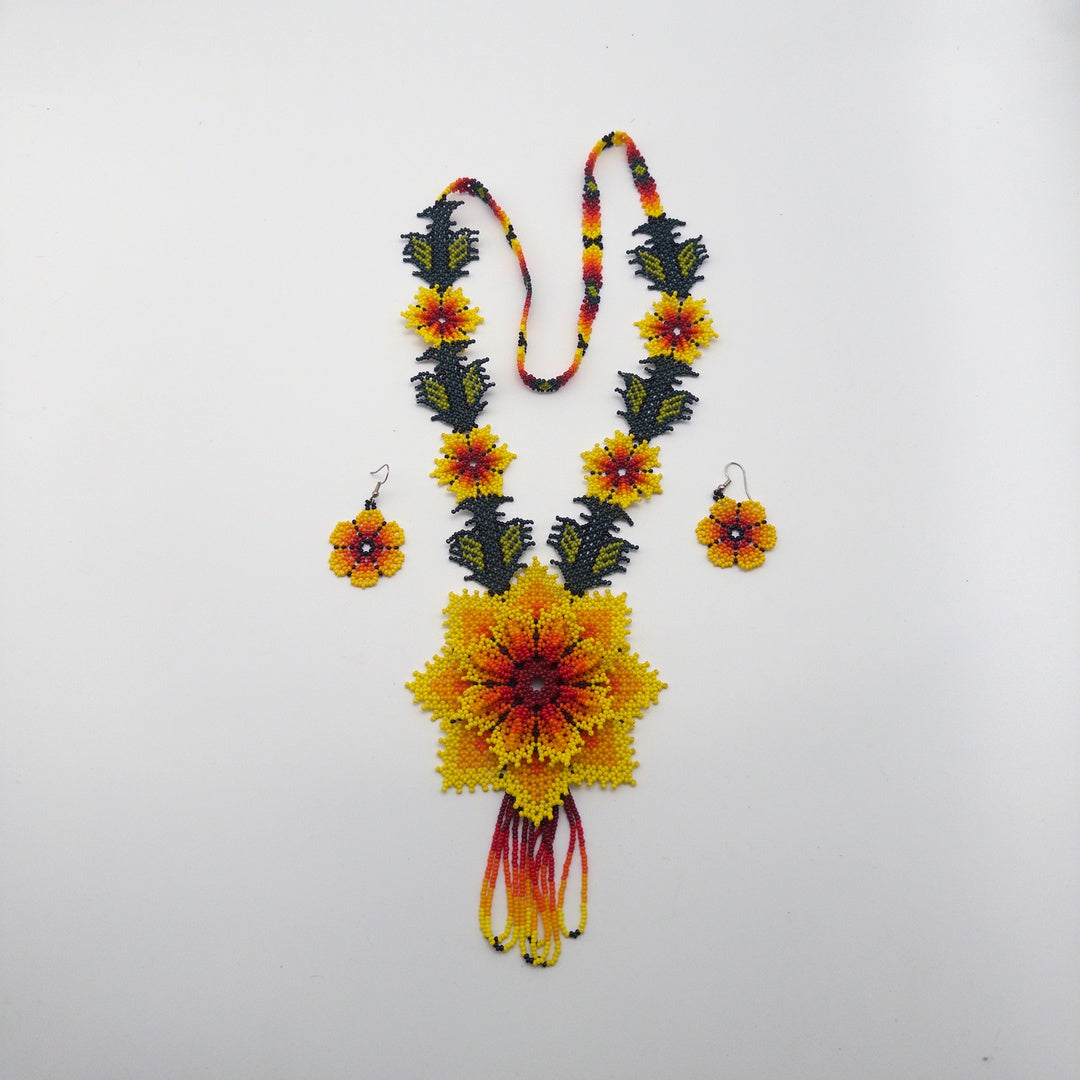 Collar Y Aretes Flor Chaquira - Arte Huichol Wixárika