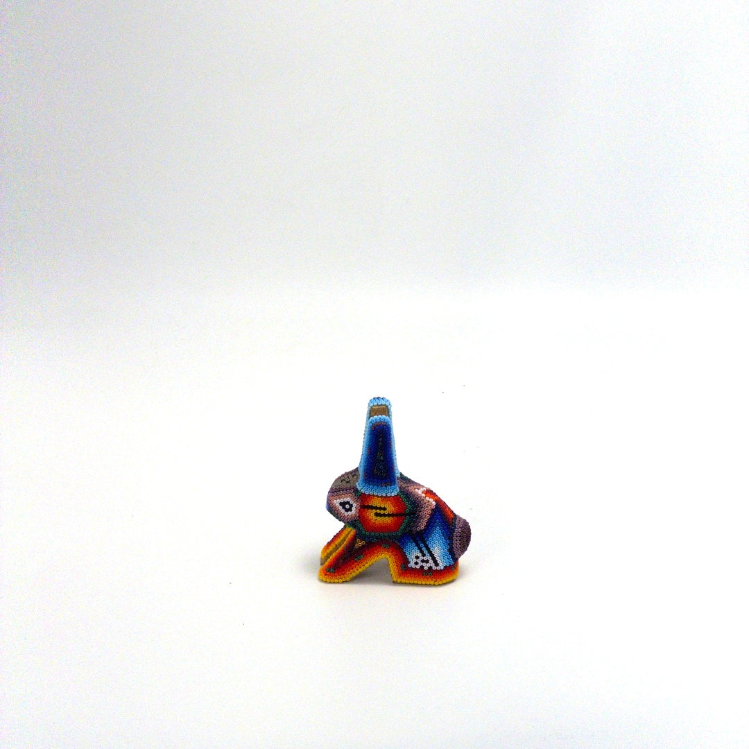 Conejo Huichol Chaquira - Arte Huichol Wixárika - Vista 2
