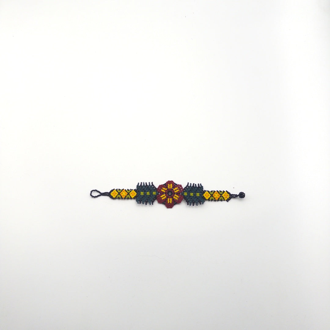 Pulsera Wixarika Flor Chaquira - Arte Huichol Wixárika